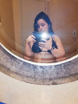 Foto publica de Alyssa_Lilac777