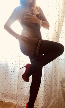 LadyHot84